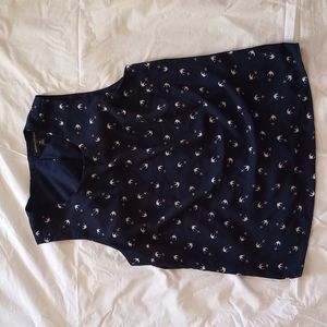 Banana Republic dressy sleeveless blouce